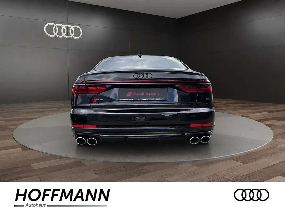 Audi S8 - Thumbnail 4