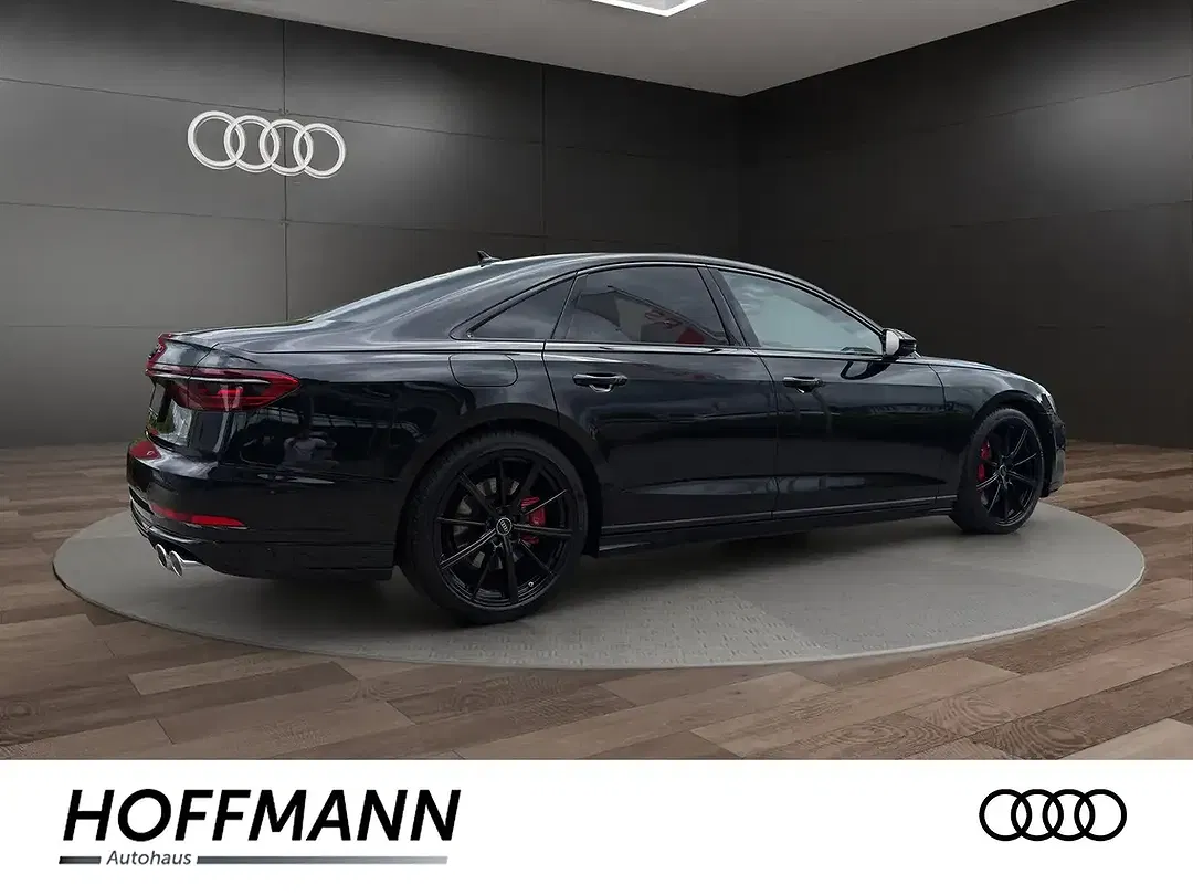 Audi S8 - Thumbnail 5