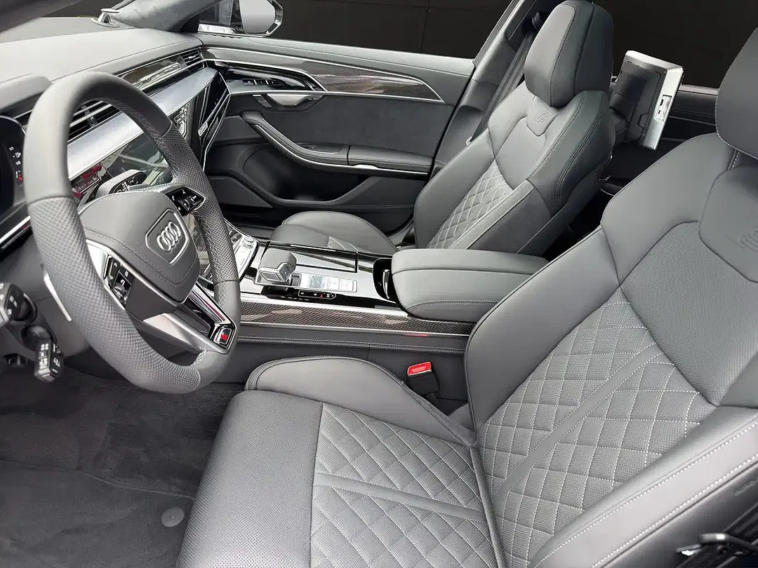 Audi S8 - Thumbnail 7