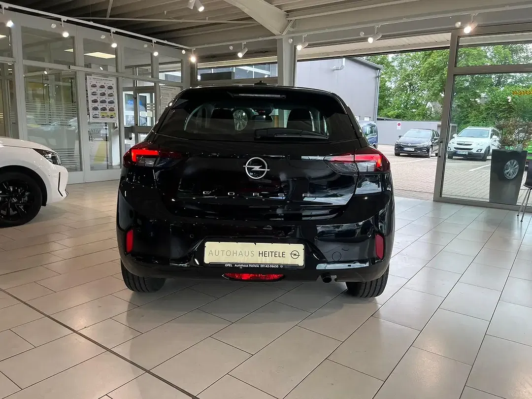 Opel Corsa - Thumbnail 3
