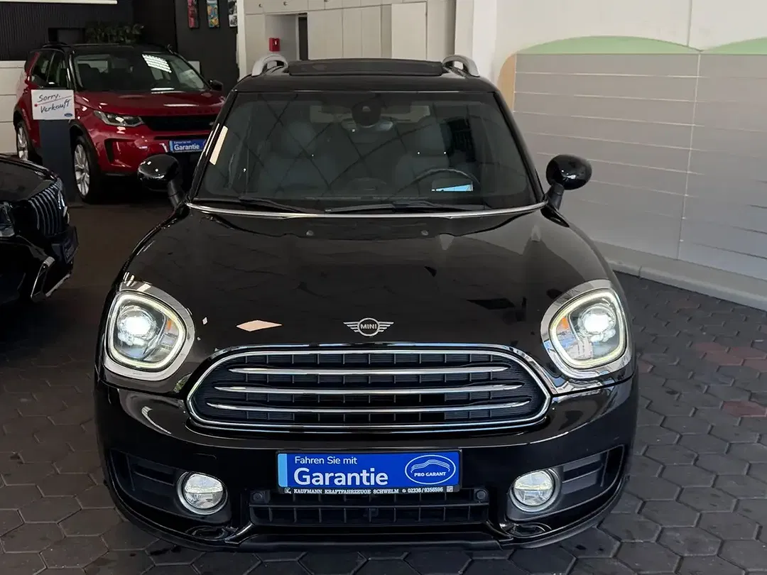 MINI Cooper Countryman - Thumbnail 2