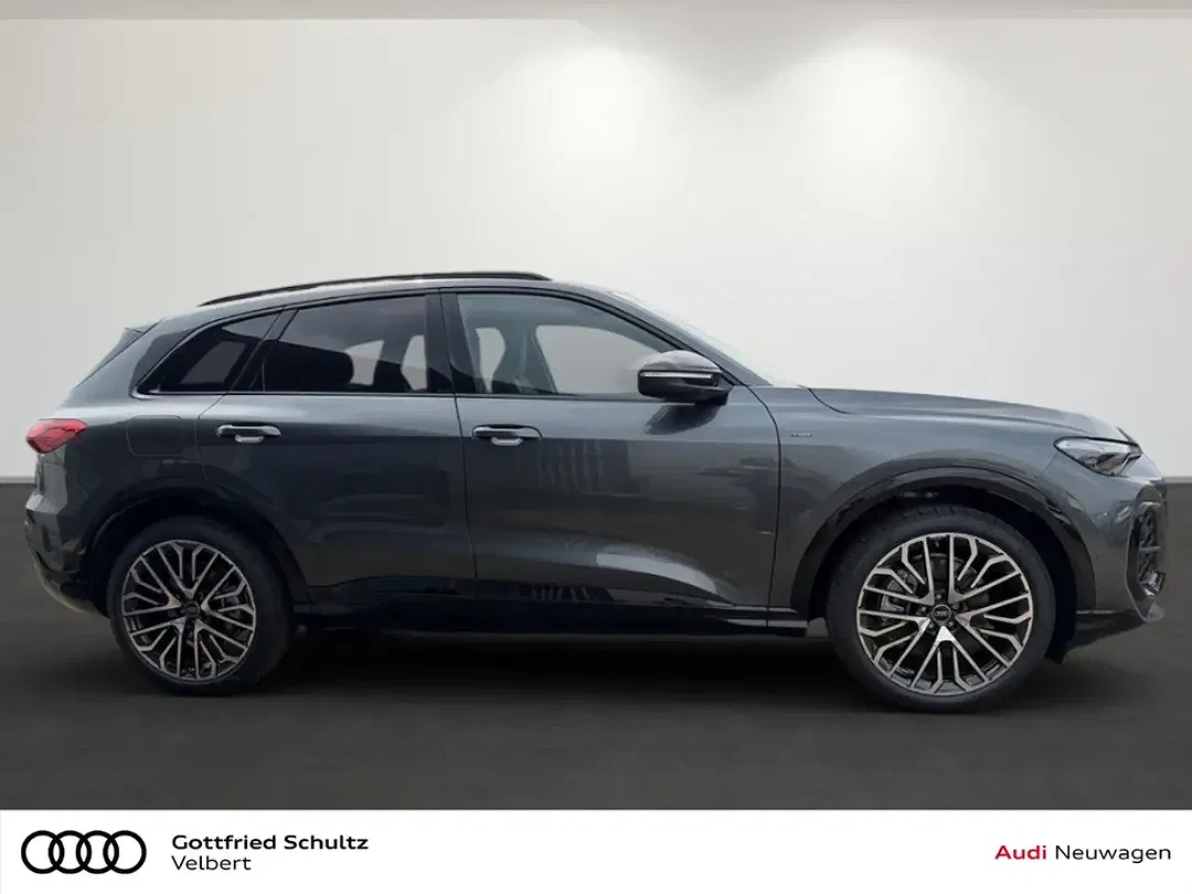 Audi Q5 - Thumbnail 3