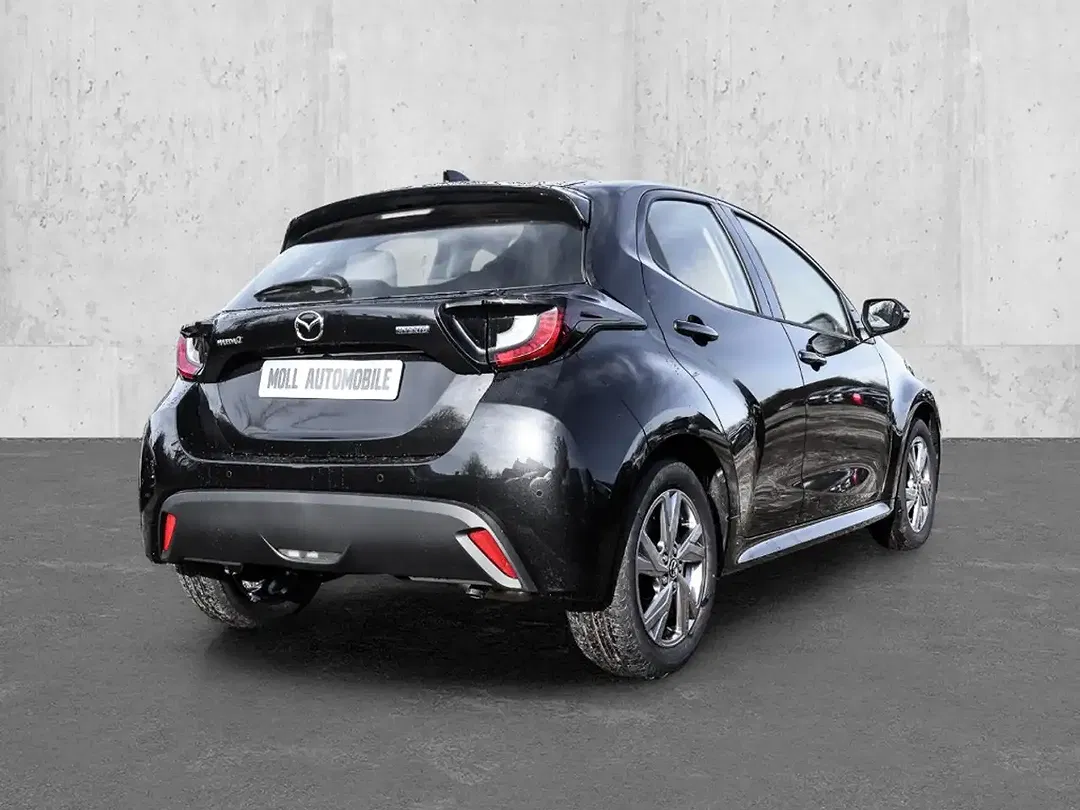 Mazda 2 - Thumbnail 2