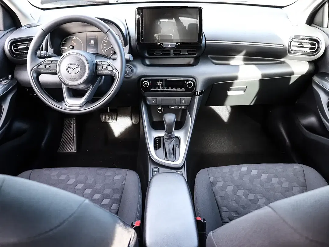 Mazda 2 - Thumbnail 5