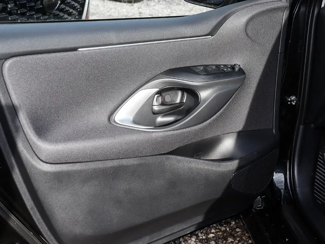 Mazda 2 - Thumbnail 8