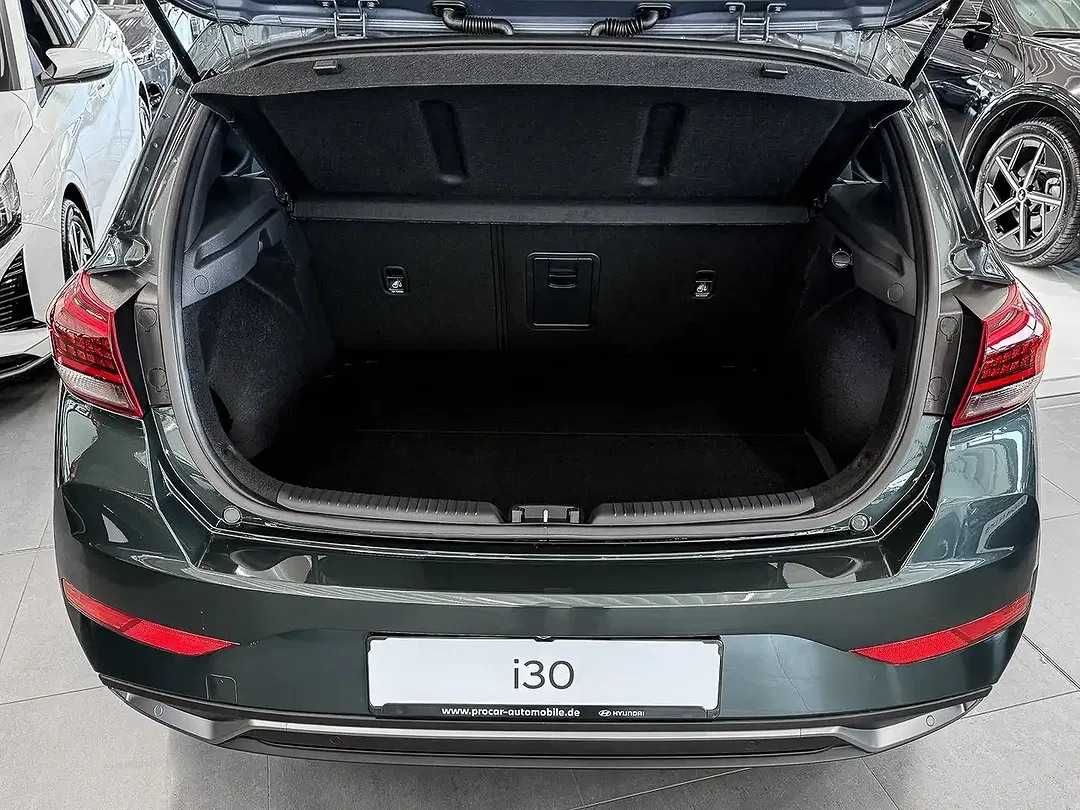Hyundai i30 - Thumbnail 15