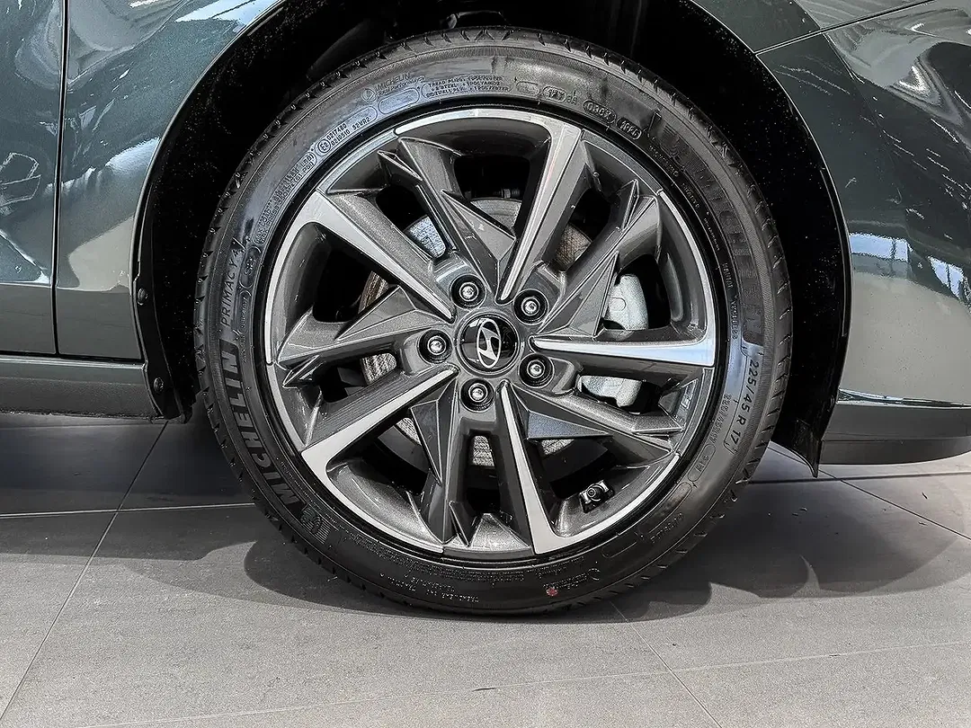 Hyundai i30 - Thumbnail 4