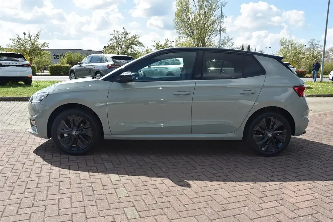 Skoda Fabia - Thumbnail 4