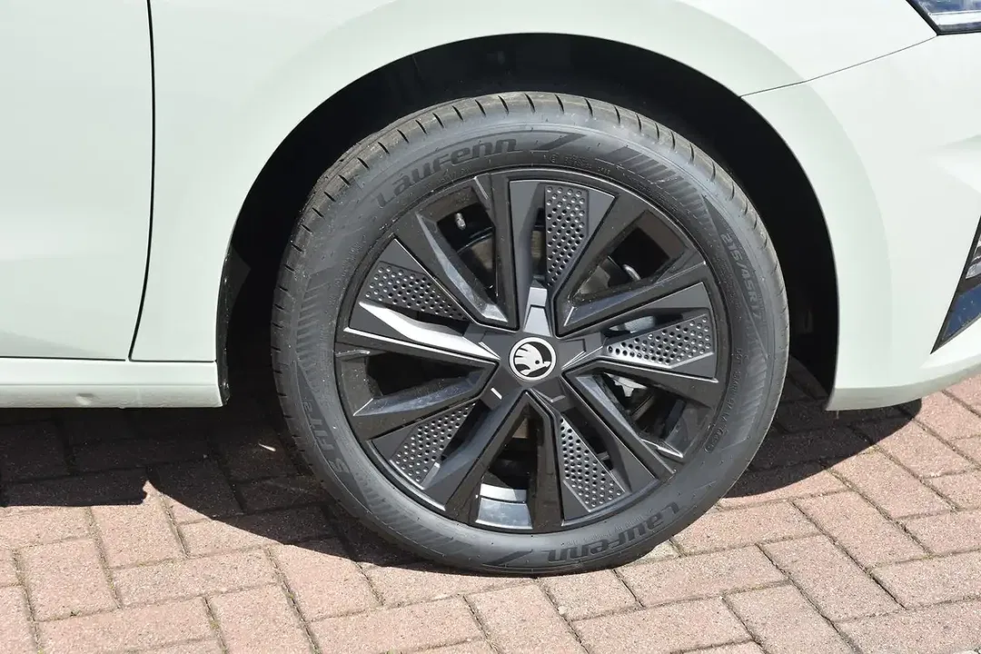 Skoda Fabia - Thumbnail 9