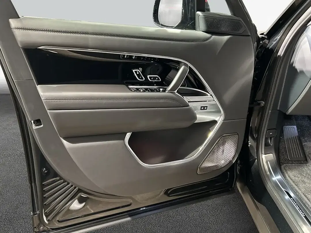 Land Rover Range Rover - Thumbnail 14