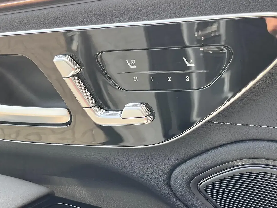 Mercedes-Benz EQS - Thumbnail 12