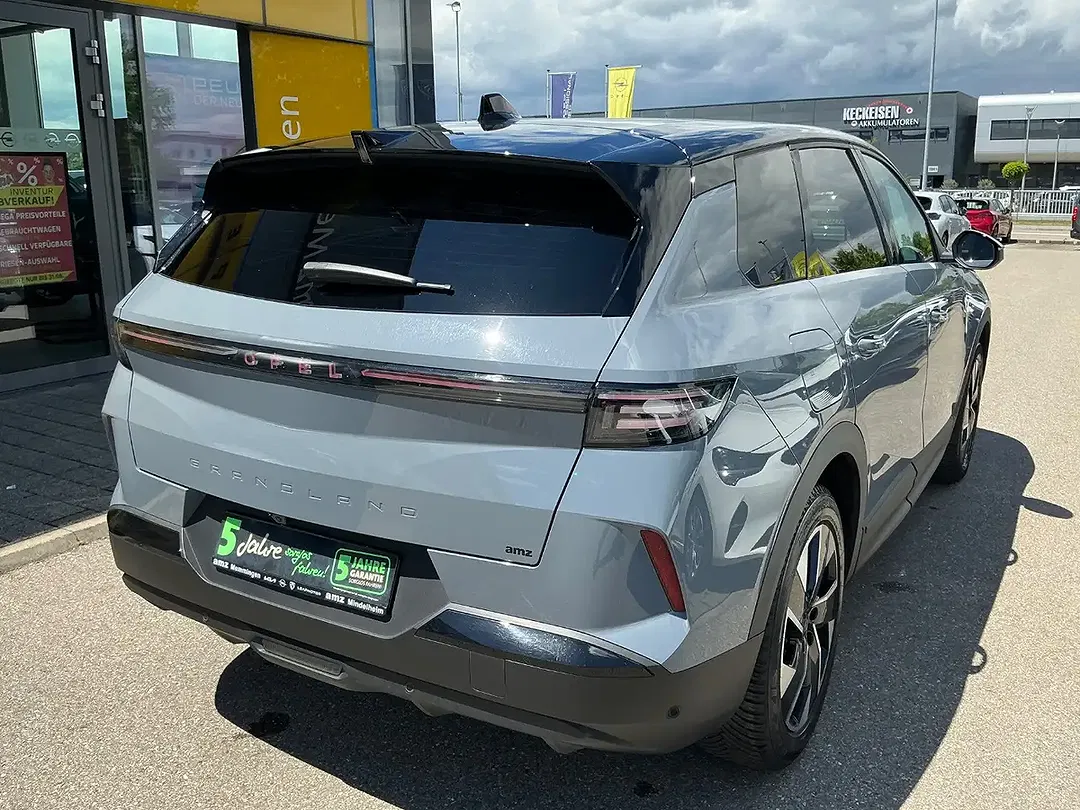 Opel Grandland - Thumbnail 5