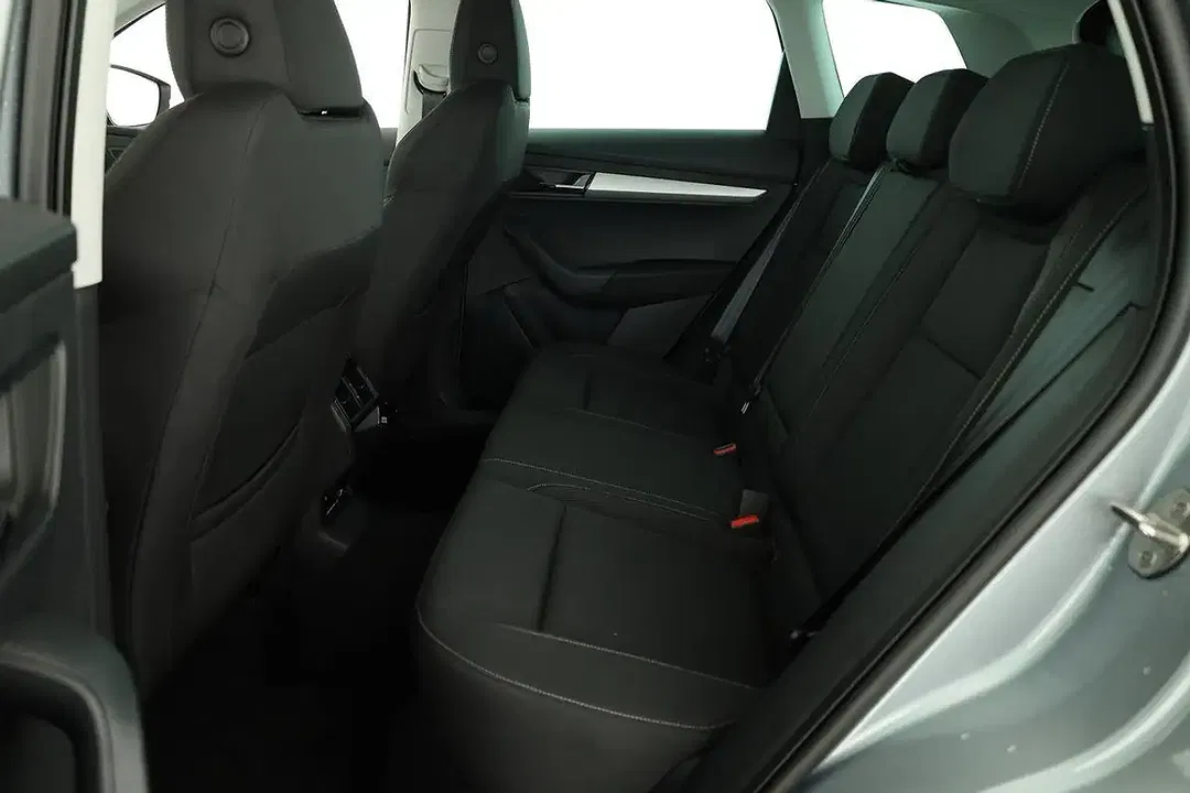 Skoda Karoq - Thumbnail 11