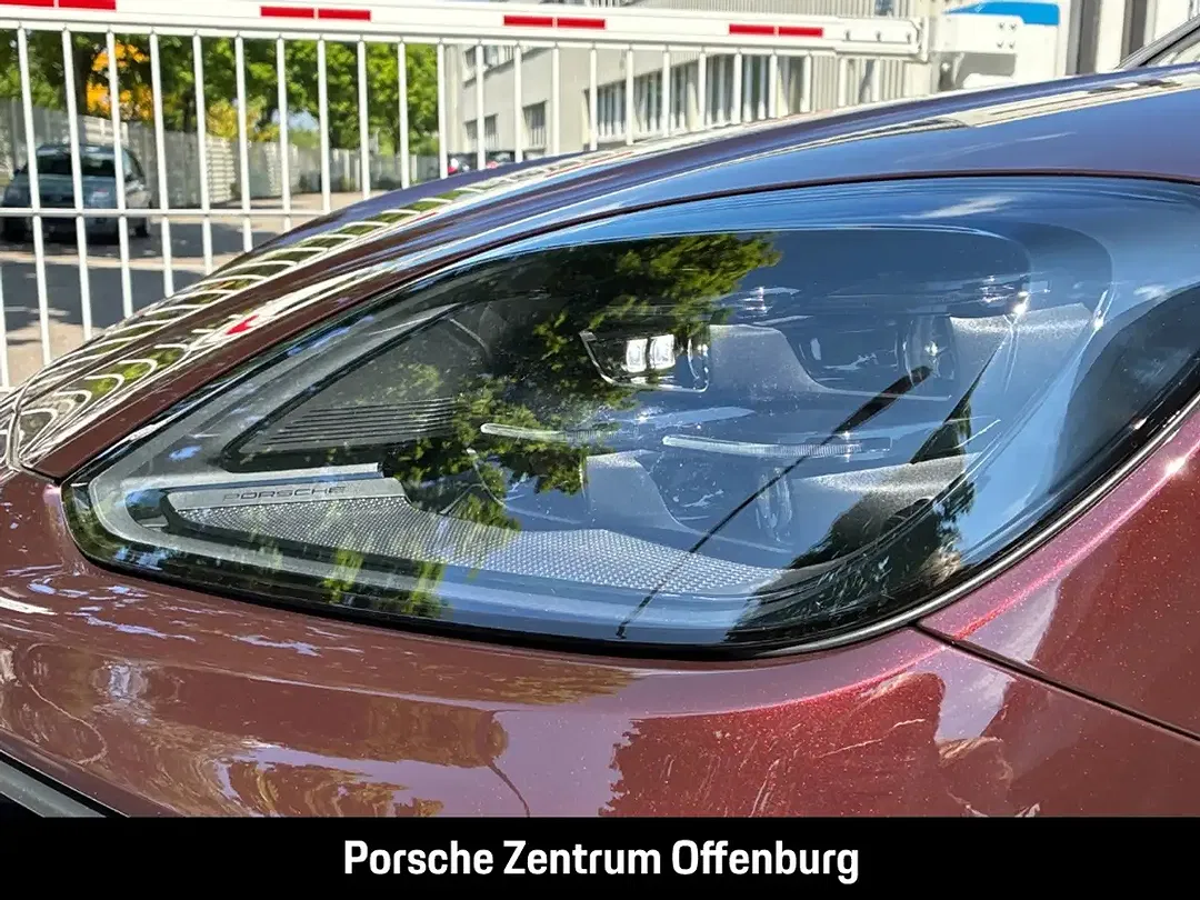 Porsche Cayenne - Thumbnail 10