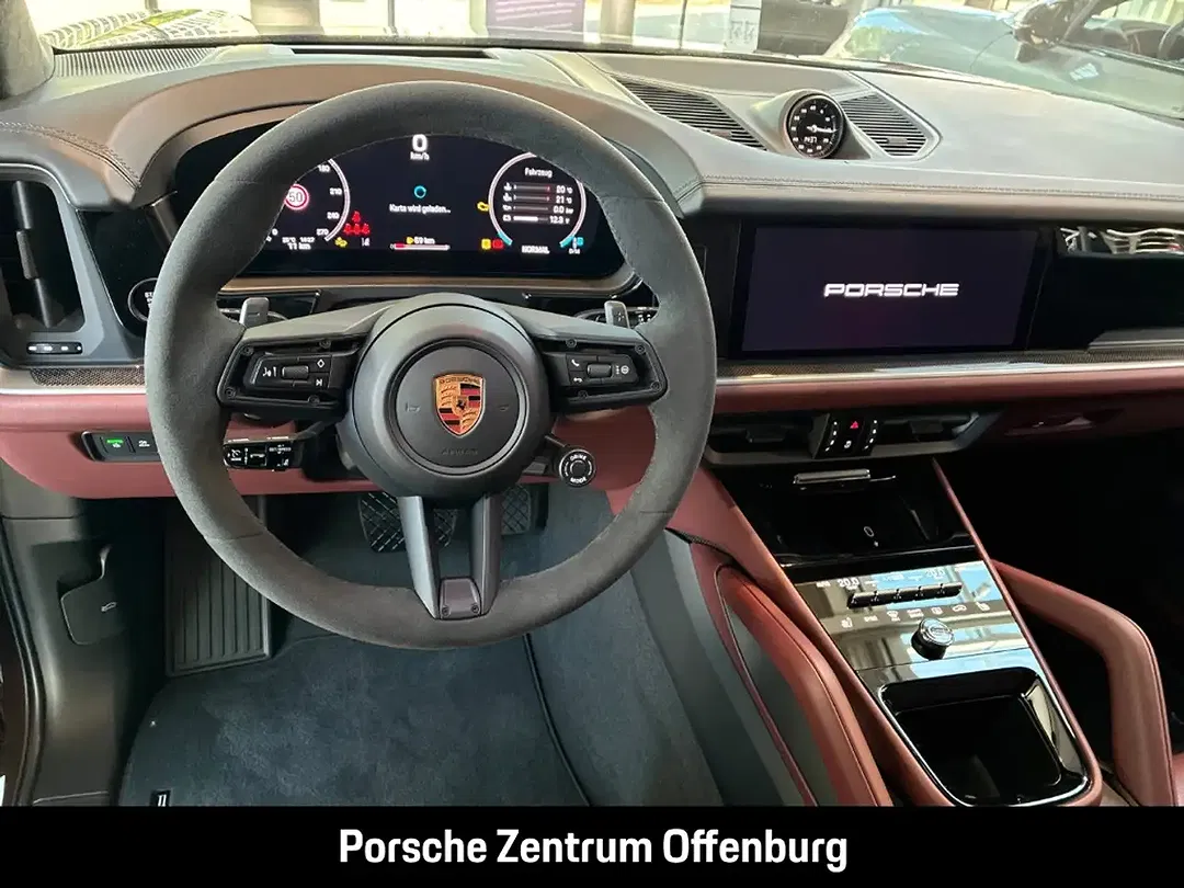 Porsche Cayenne - Thumbnail 13