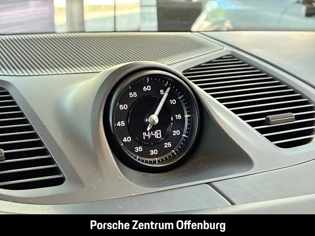 Porsche Cayenne - Thumbnail 15