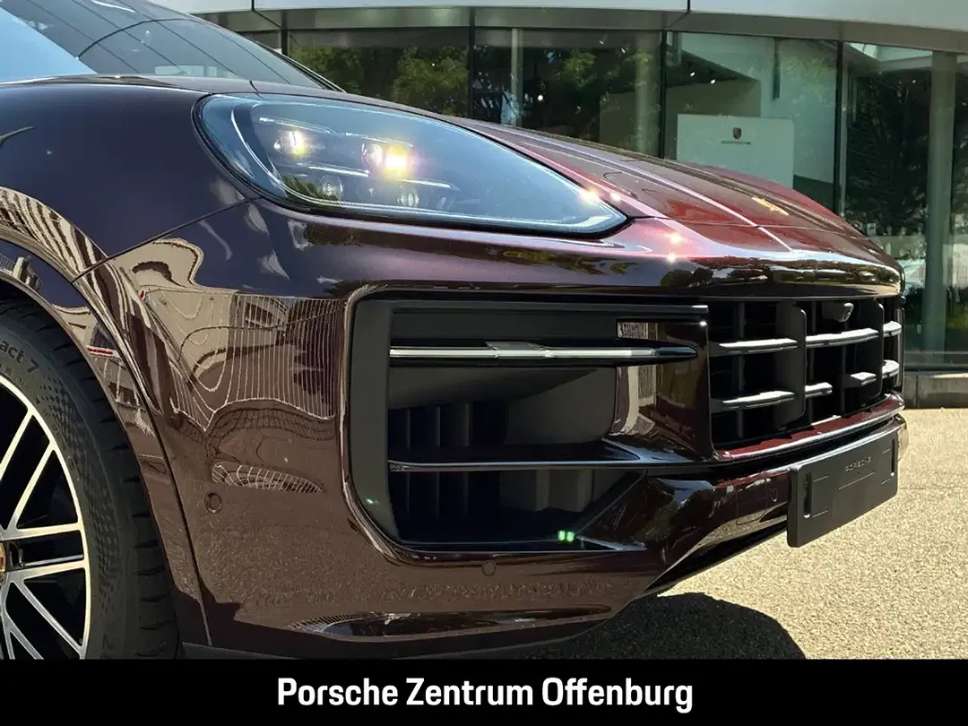 Porsche Cayenne - Thumbnail 9