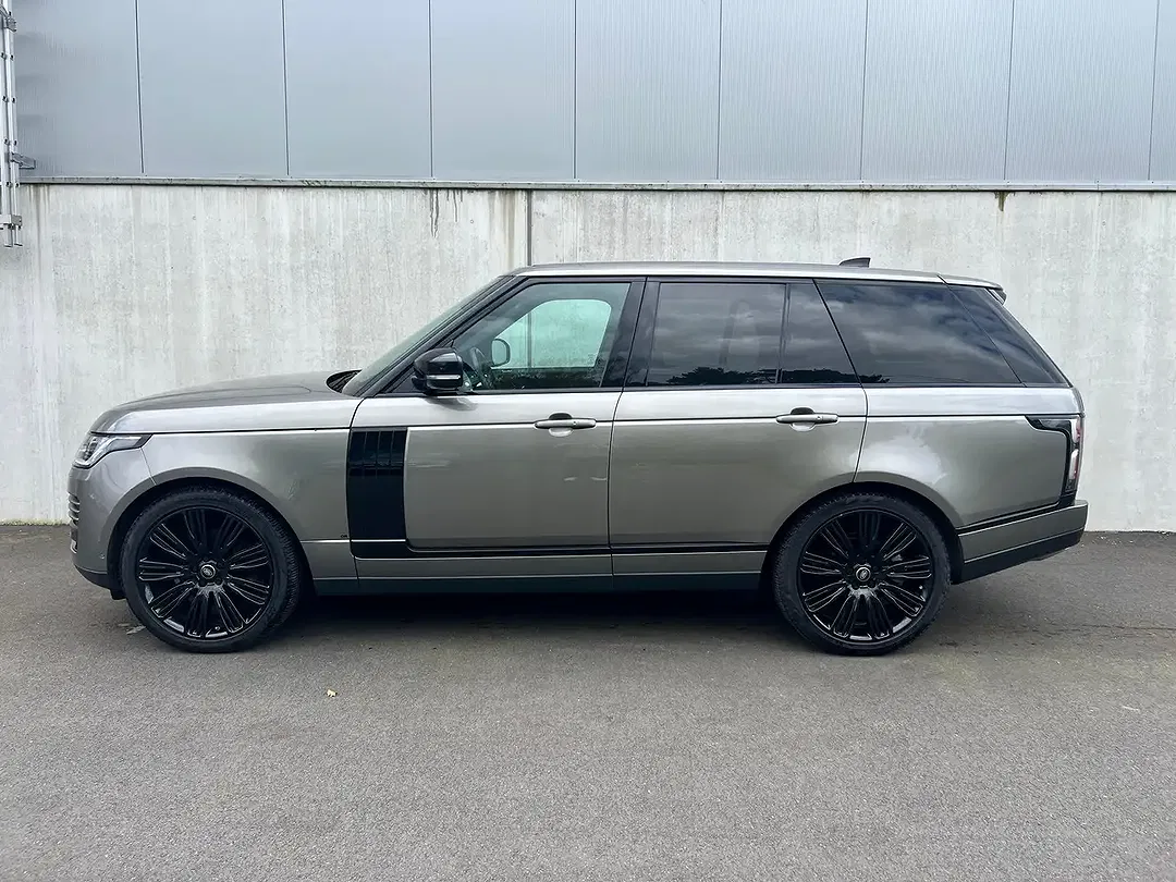 Land Rover Range Rover - Thumbnail 4