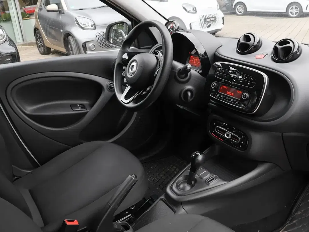 smart forFour - Thumbnail 3