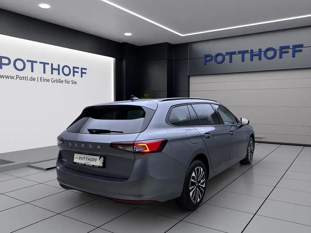 Skoda Superb - Thumbnail 6