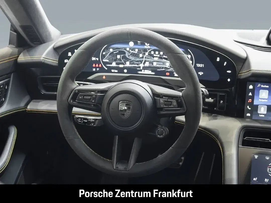 Porsche Taycan - Thumbnail 13