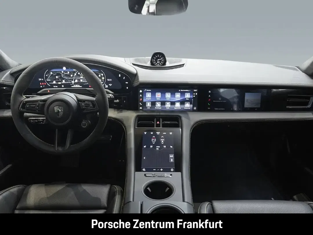 Porsche Taycan - Thumbnail 14