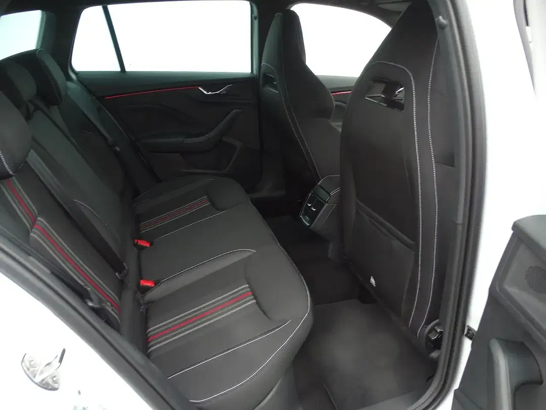 Skoda Scala - Thumbnail 10