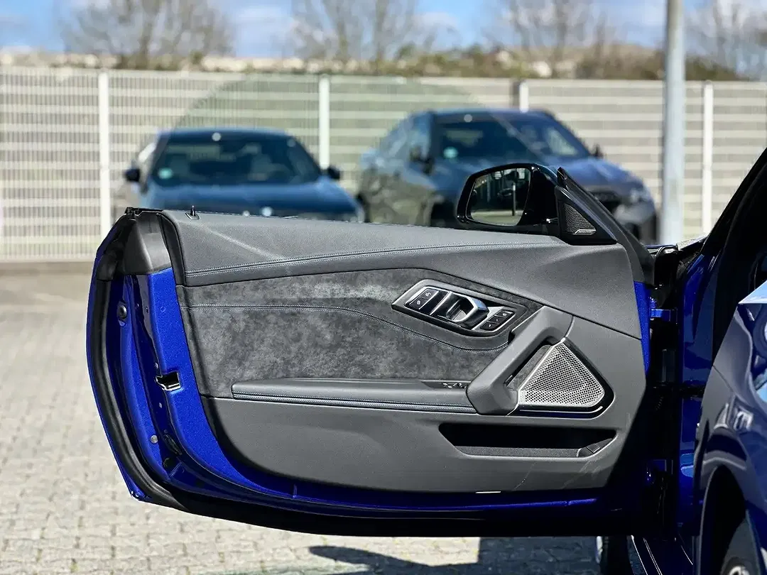 BMW Z4 - Thumbnail 7