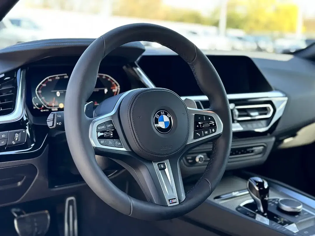 BMW Z4 - Thumbnail 8