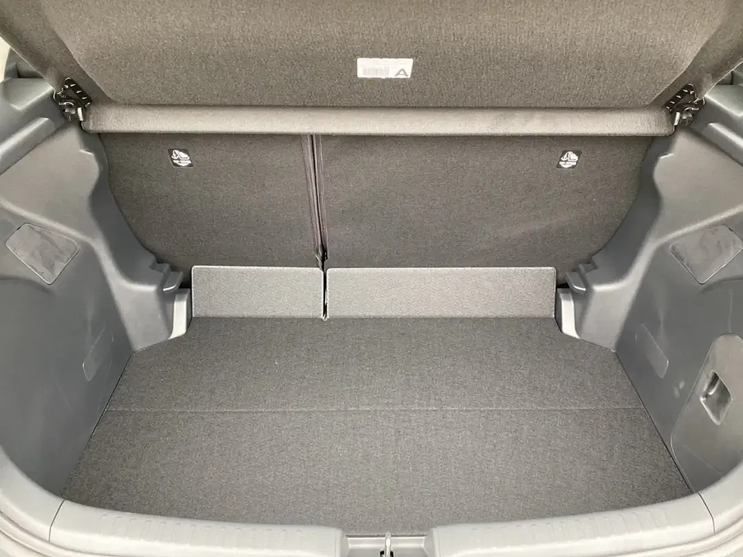 Mazda 2 - Thumbnail 12