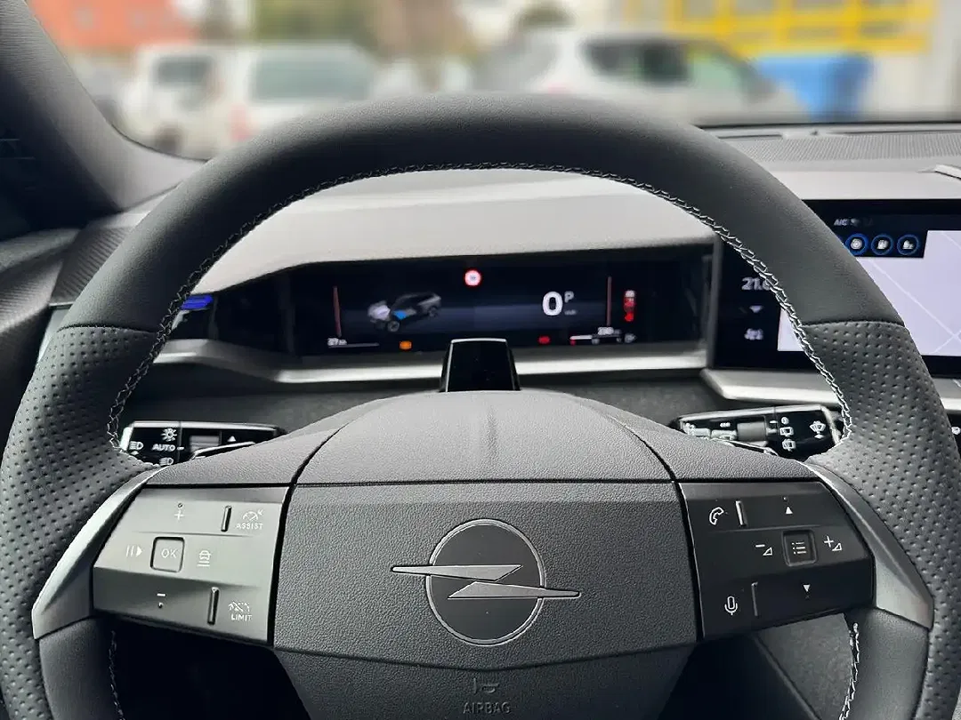 Opel Grandland - Thumbnail 8