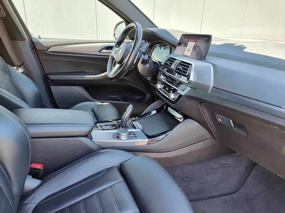 BMW X4 - Thumbnail 7