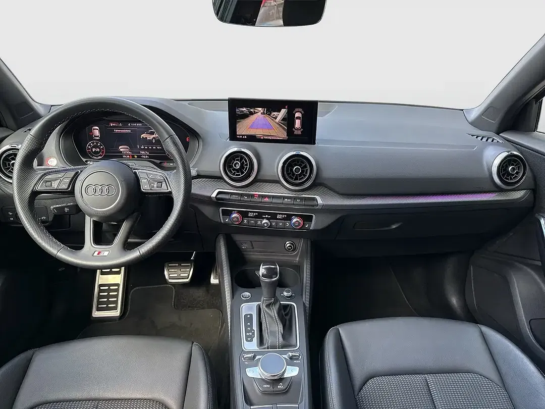 Audi Q2 - Thumbnail 8