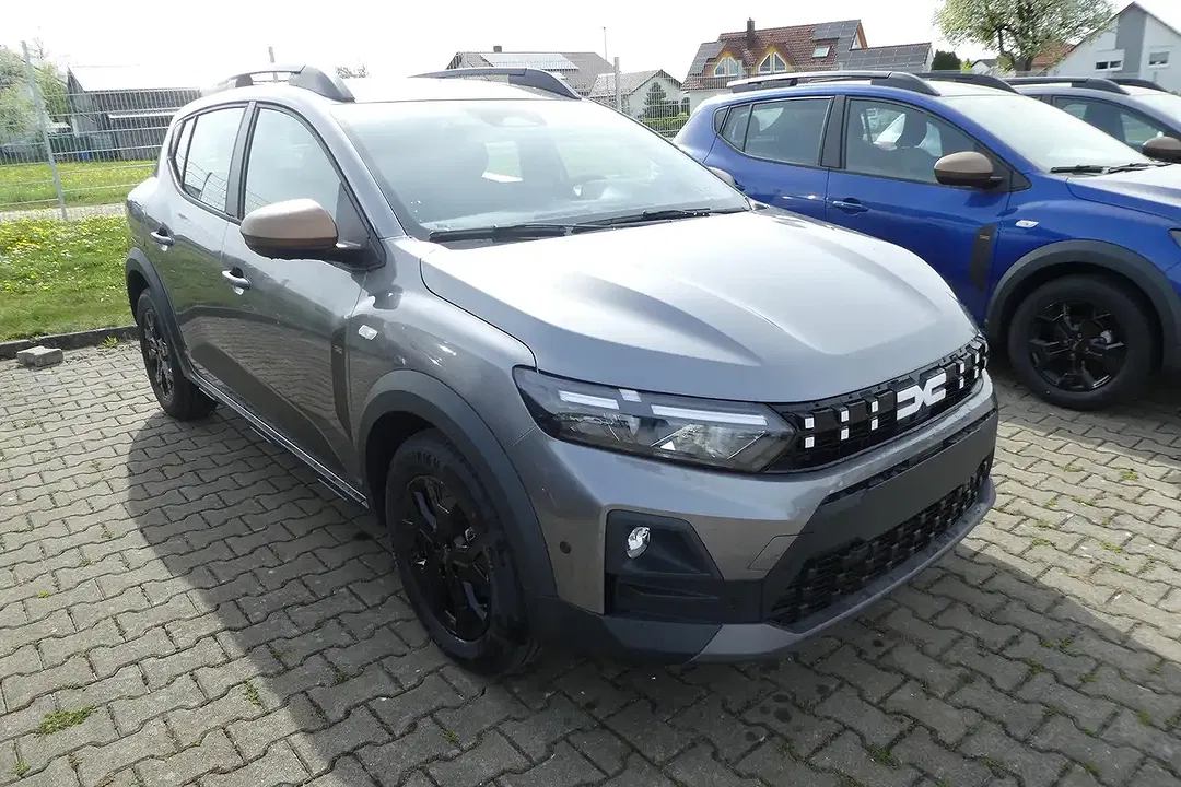 Dacia Sandero - Thumbnail 3