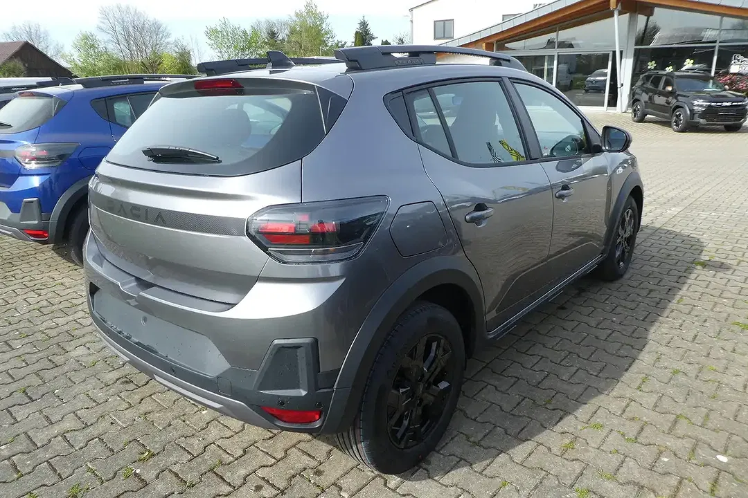 Dacia Sandero - Thumbnail 4