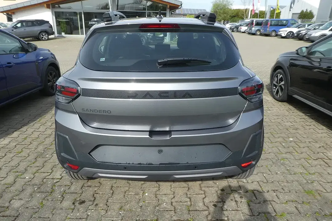 Dacia Sandero - Thumbnail 5