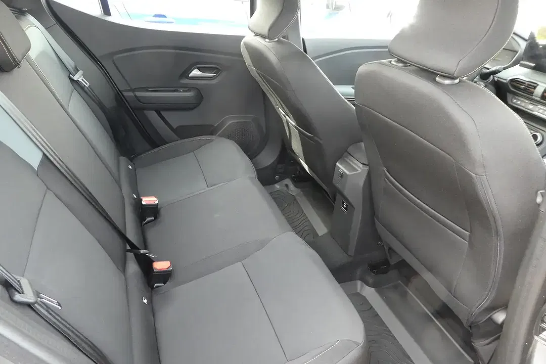 Dacia Sandero - Thumbnail 8