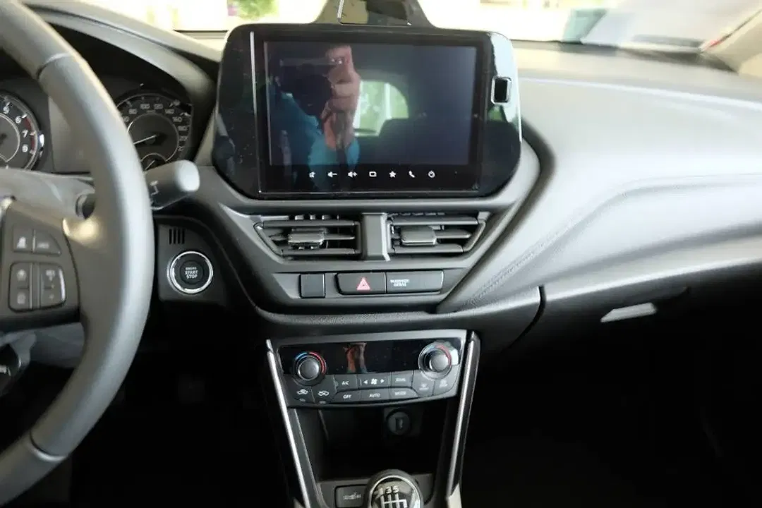 Suzuki SX4 S-Cross - Thumbnail 10
