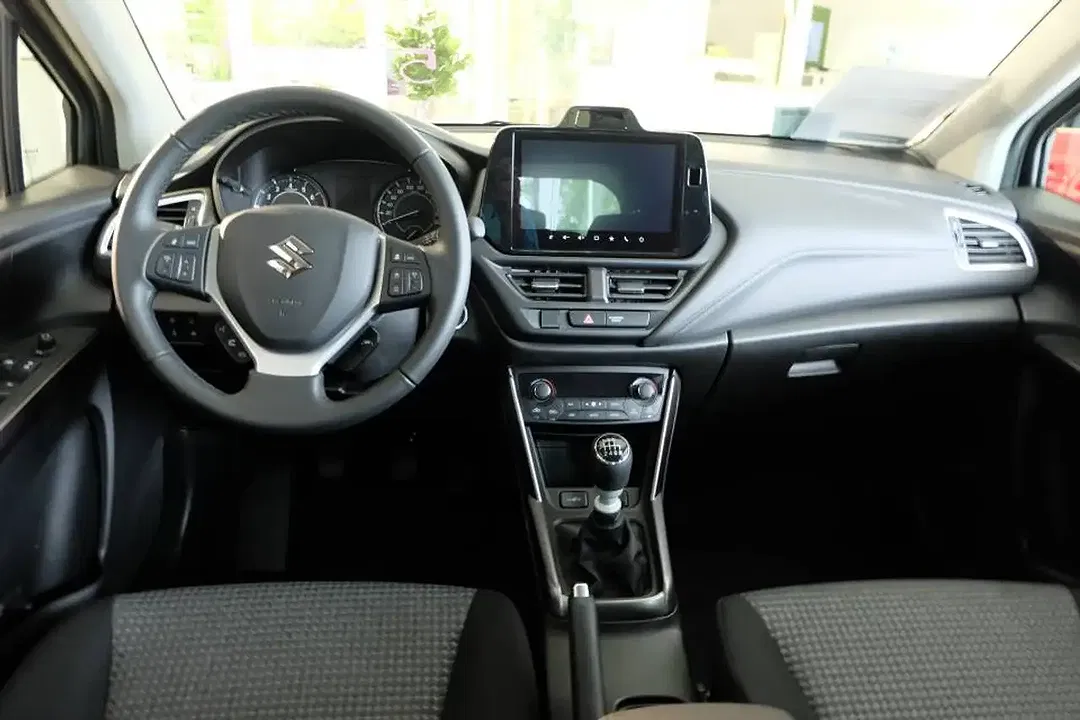 Suzuki SX4 S-Cross - Thumbnail 8