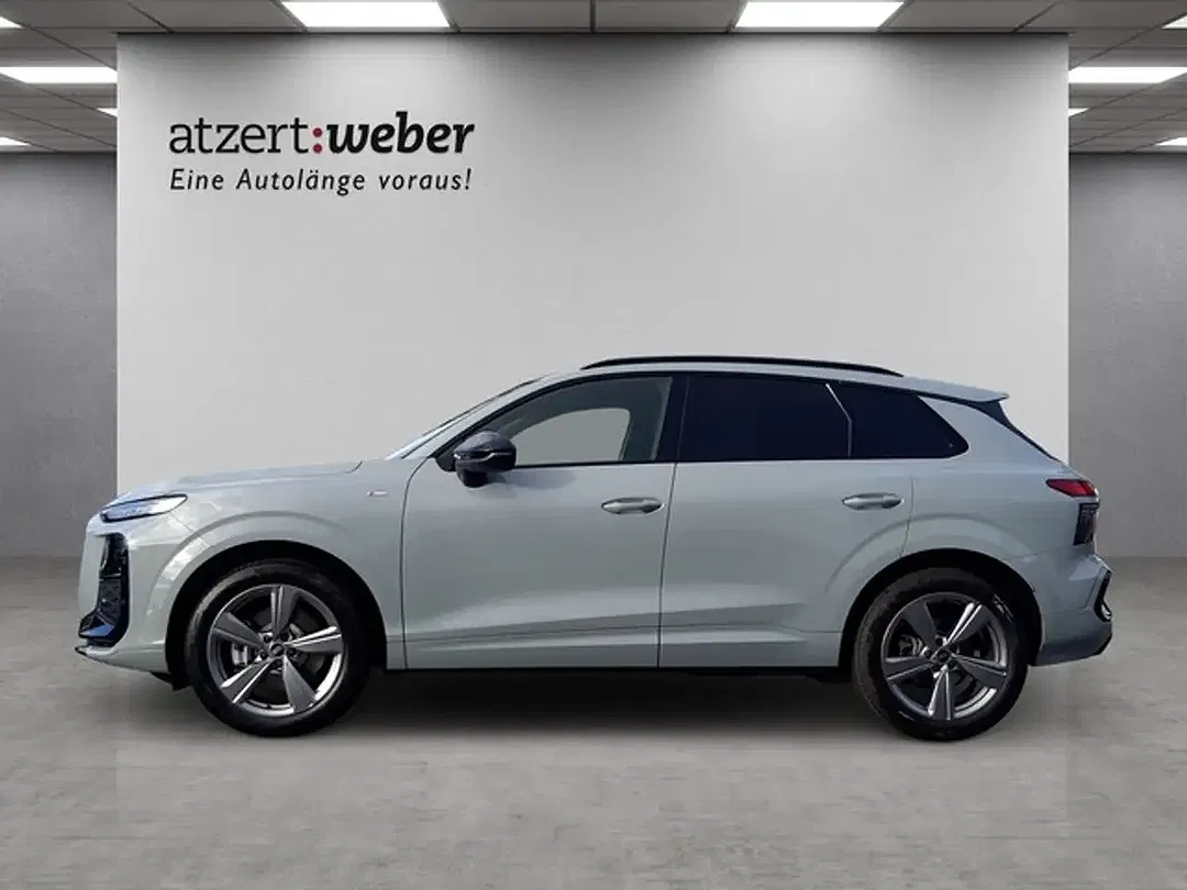 Audi Q3 - Thumbnail 4