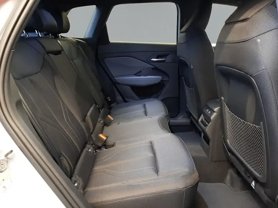 Audi Q3 - Thumbnail 8