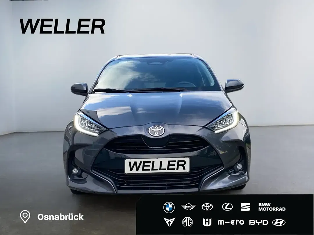 Toyota Yaris - Thumbnail 2