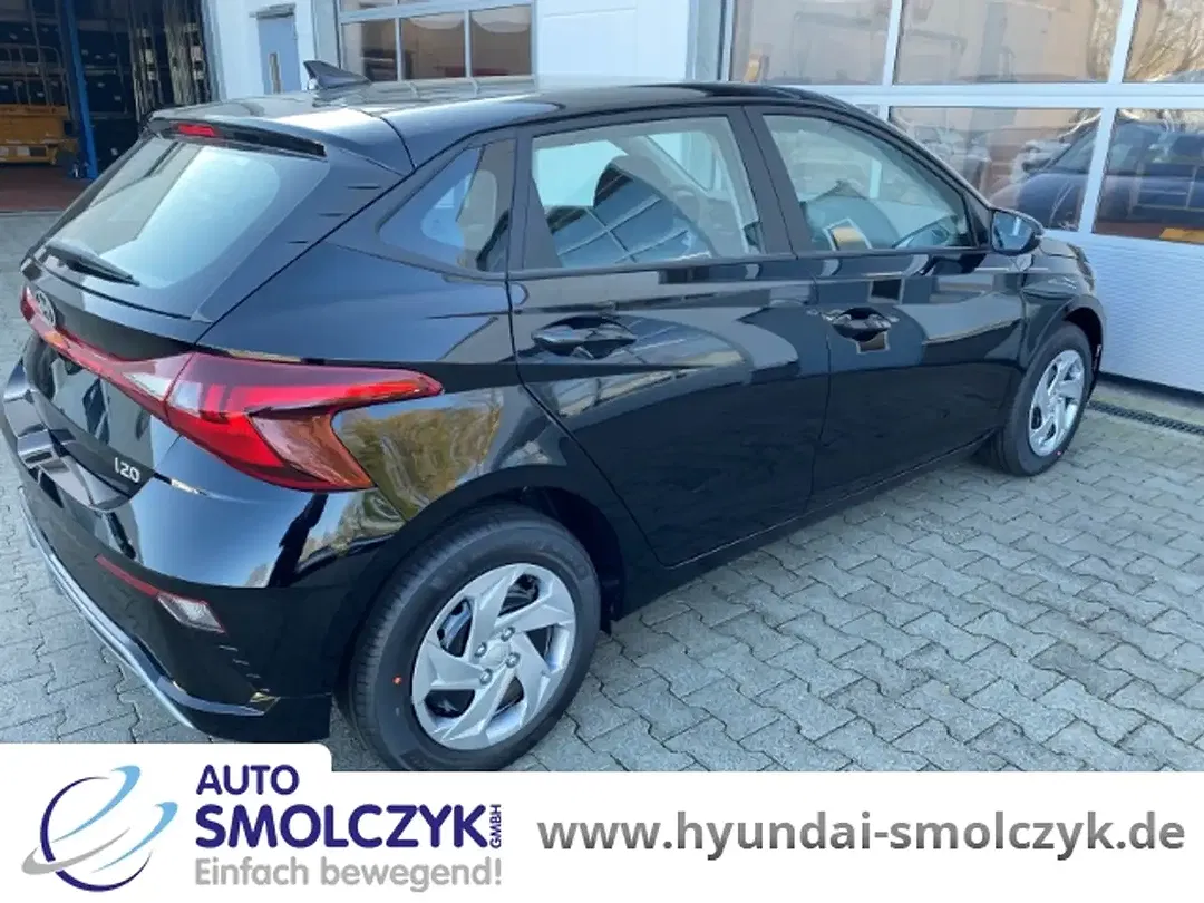 Hyundai i20 - Thumbnail 3