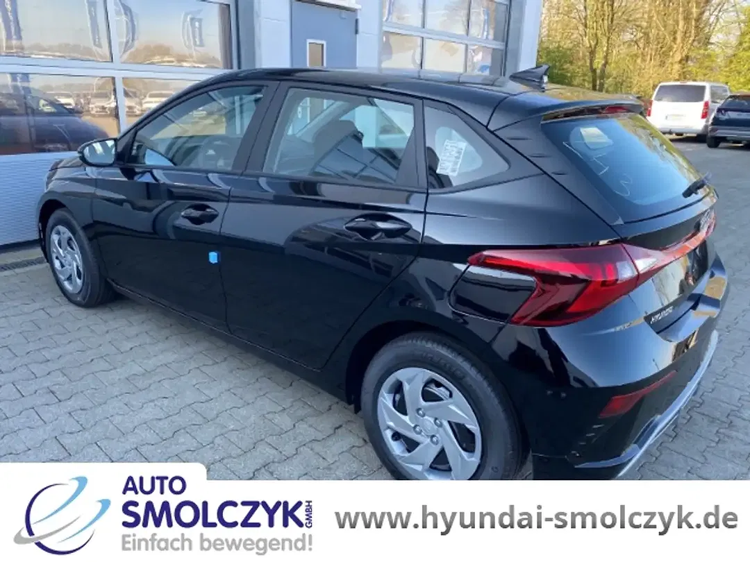 Hyundai i20 - Thumbnail 4