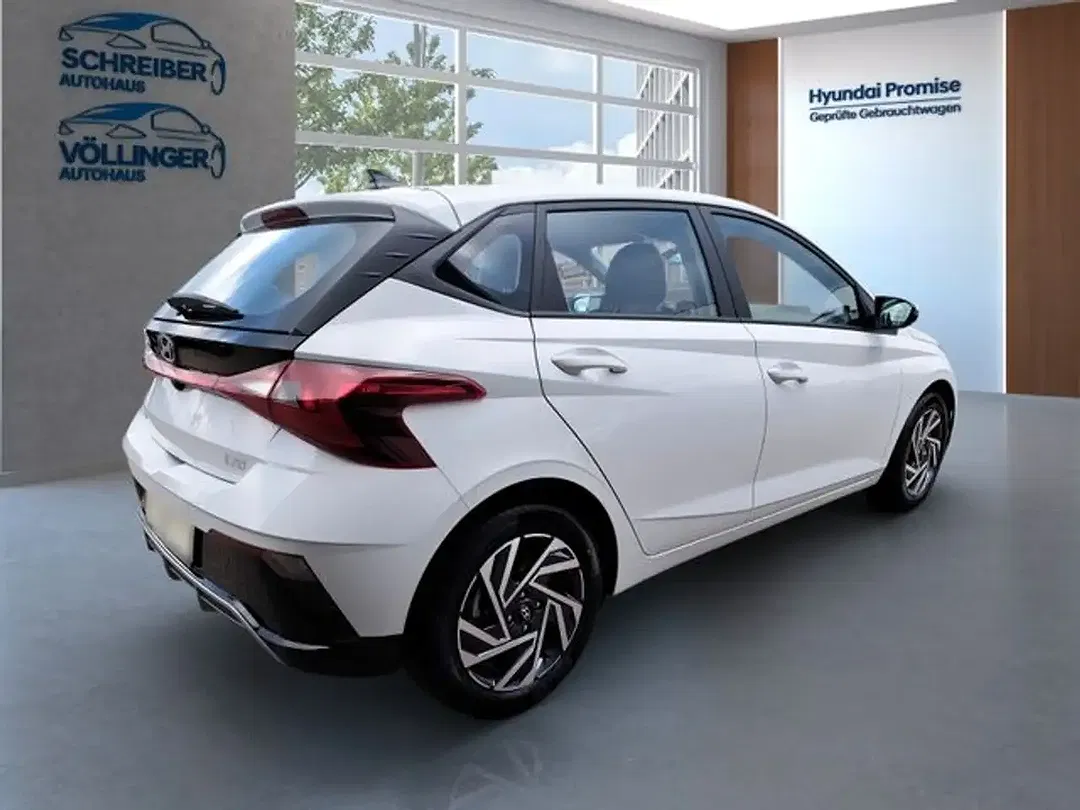 Hyundai i20 - Thumbnail 3