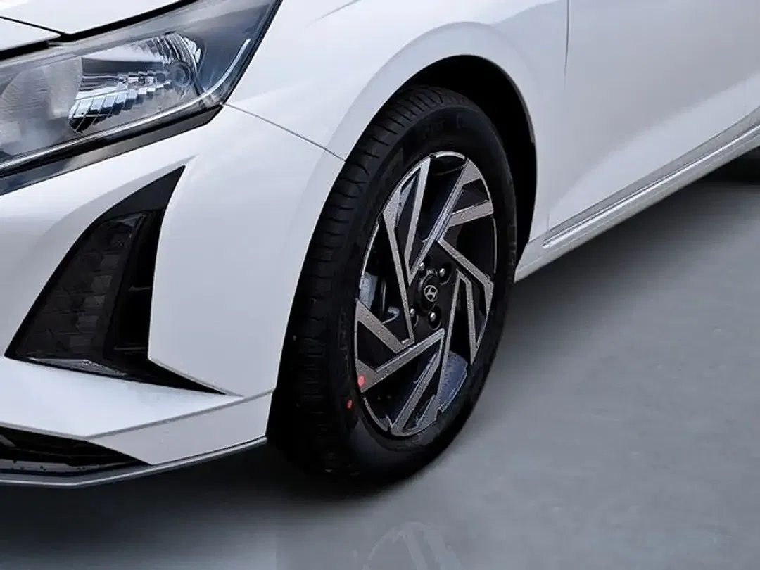 Hyundai i20 - Thumbnail 7