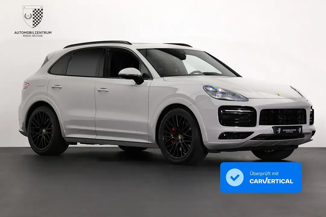 Porsche Cayenne - Thumbnail 1