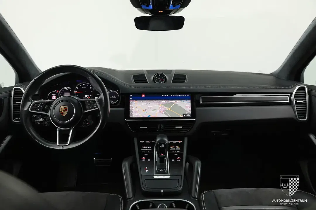 Porsche Cayenne - Thumbnail 11
