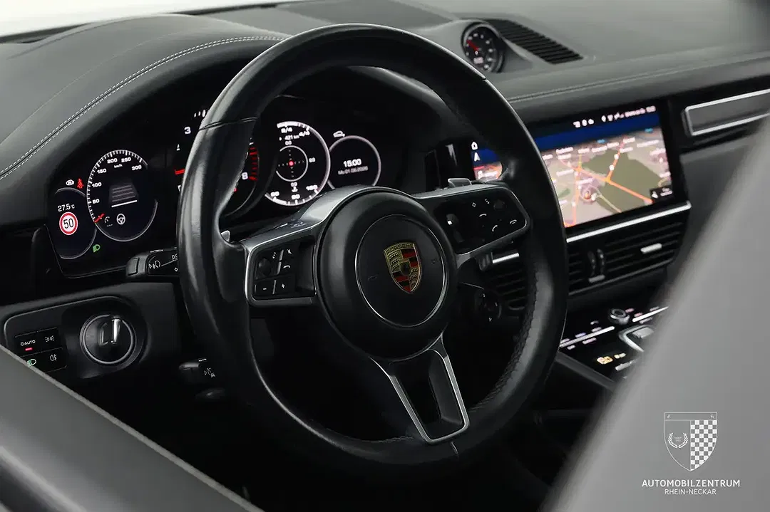 Porsche Cayenne - Thumbnail 14