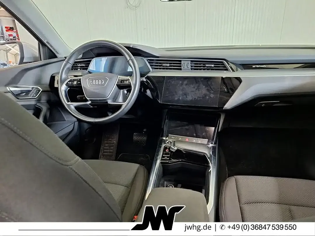 Audi e-tron - Thumbnail 7